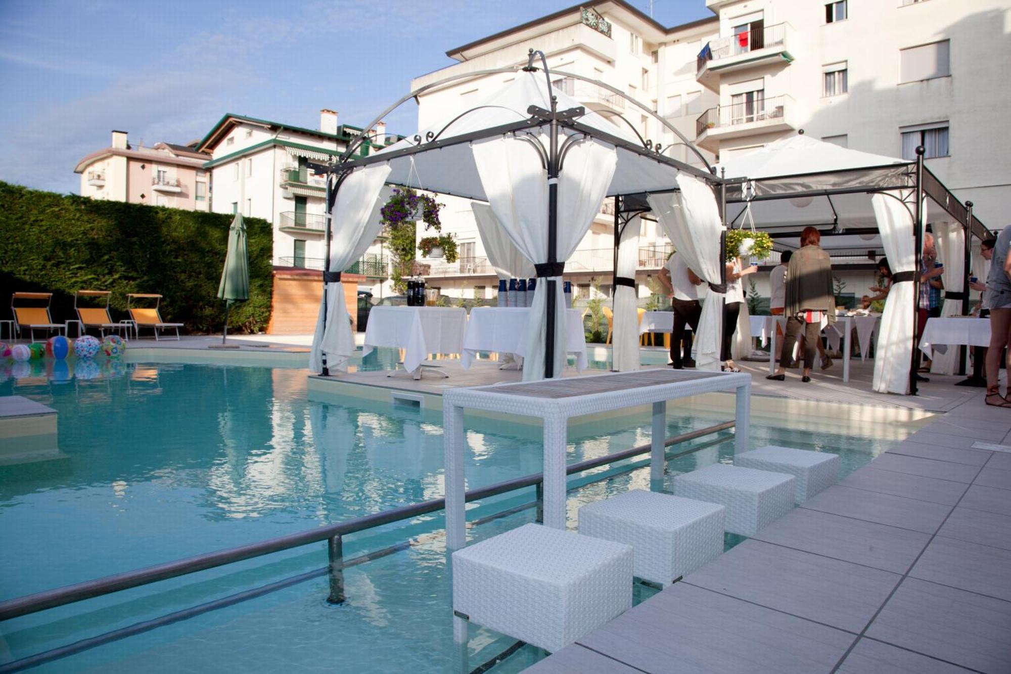 Hotel Ute 3*